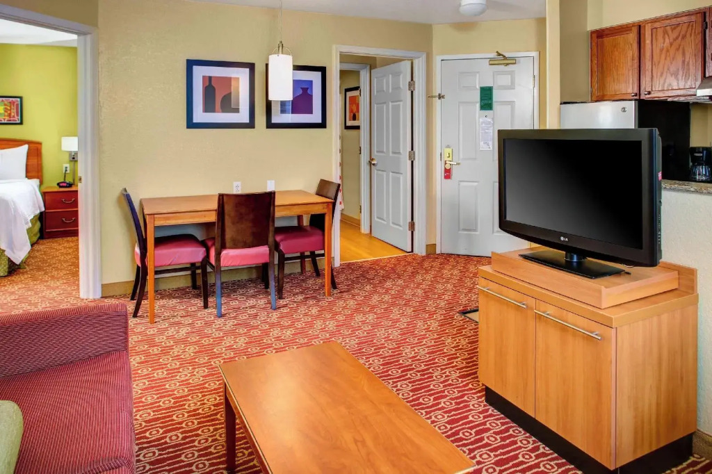 TownePlace Suites Cleveland Westlake