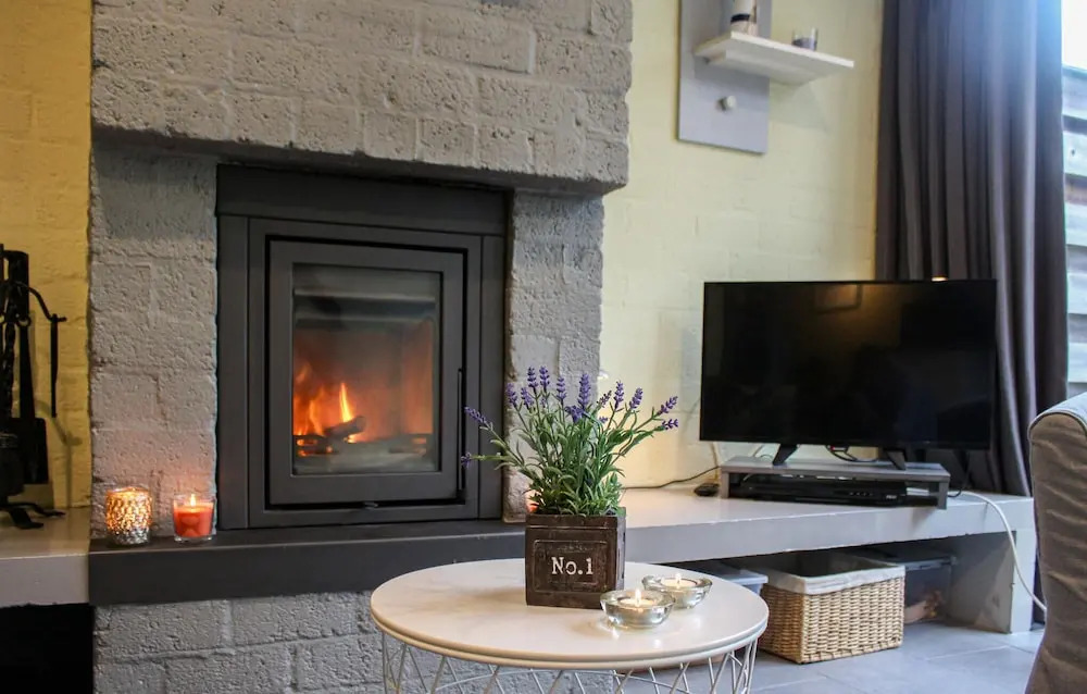 Gorgeous Home In Bruinisse With Wifi