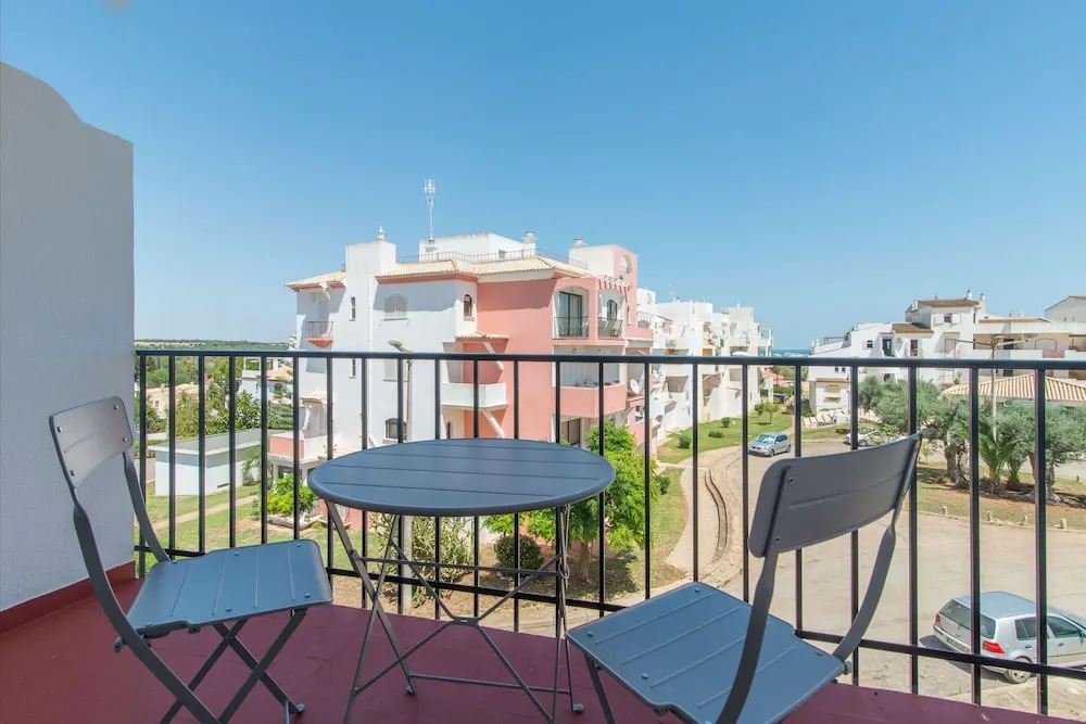 Apt Grace - T2 Pool, Wifi, Balcony, AC, 2,5km From Tavira Center