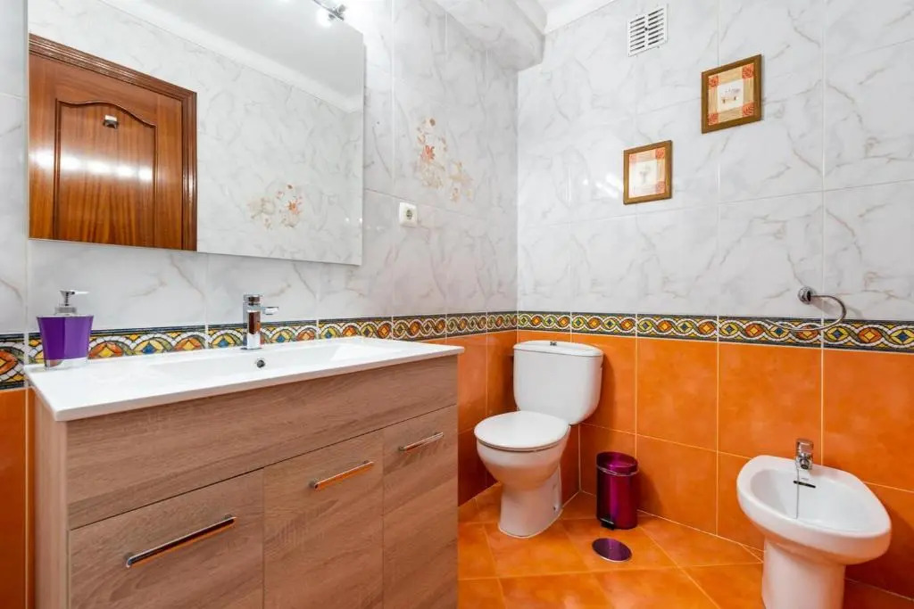Valparaiso Apartment 50 mts from Beach, pools, sea views, tenis, terrace