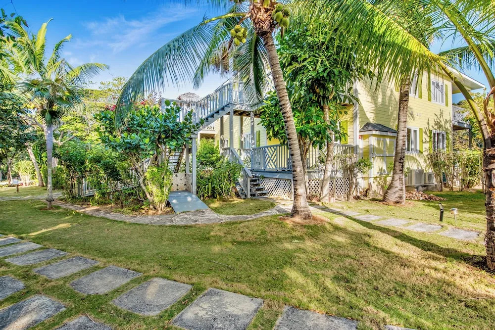 Pineapple Fields Boutique Condo Hotel