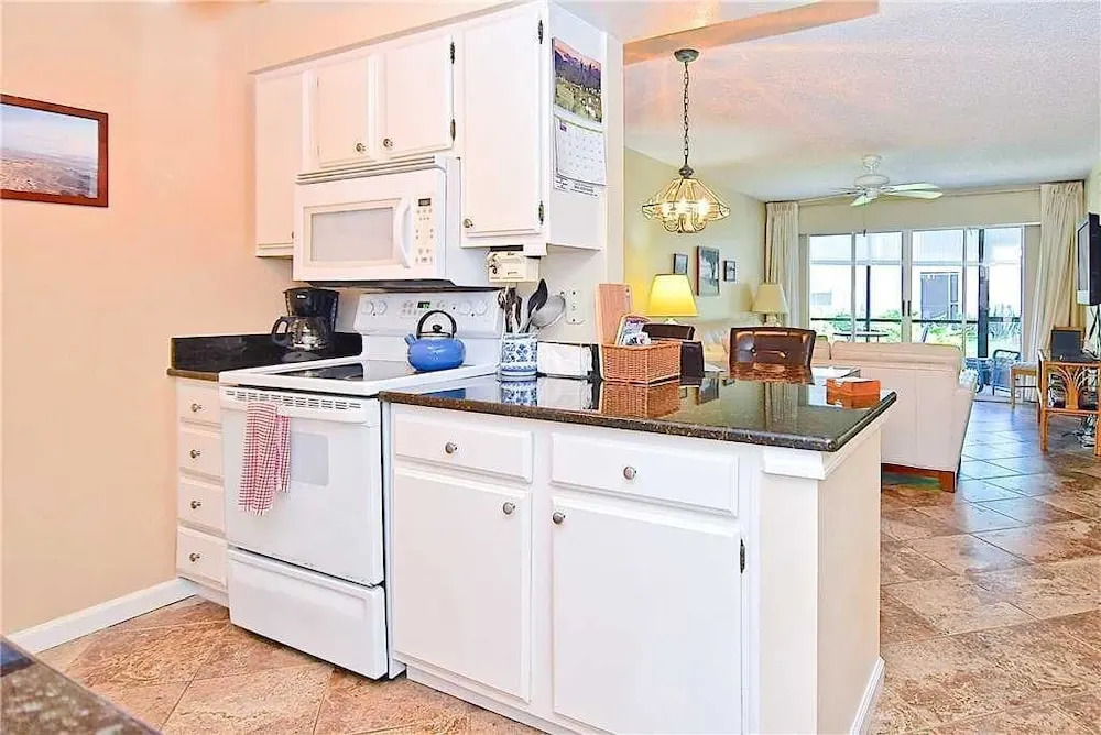 White Sands Village 205 - Two Bedroom Condo