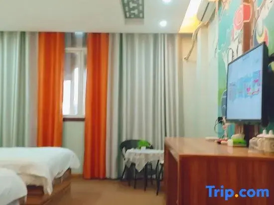 Lichuan Dushi Yijia Homestay