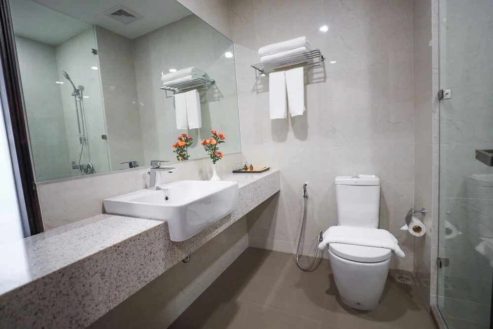 Hlaine Tet Hotel
