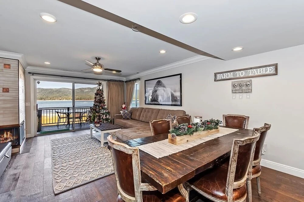 029 Lakefront Luxury Home