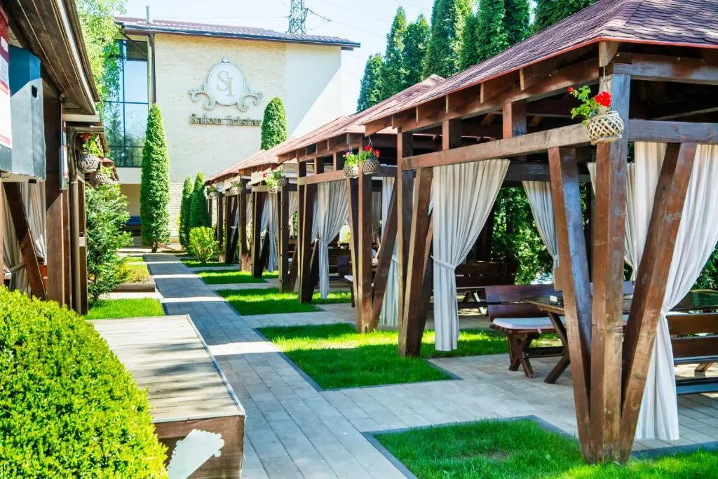 Pensiunea Iristar