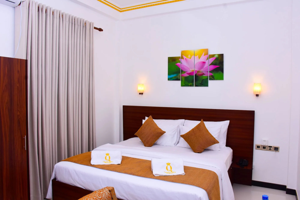 Negombo New Queens Palace