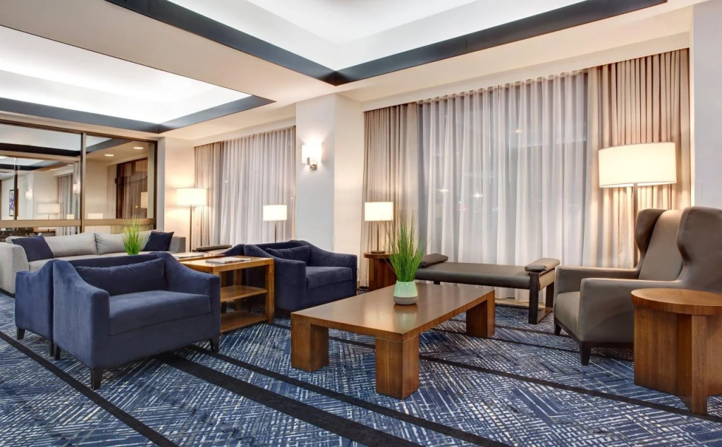 Holiday Inn Ottawa East by IHG