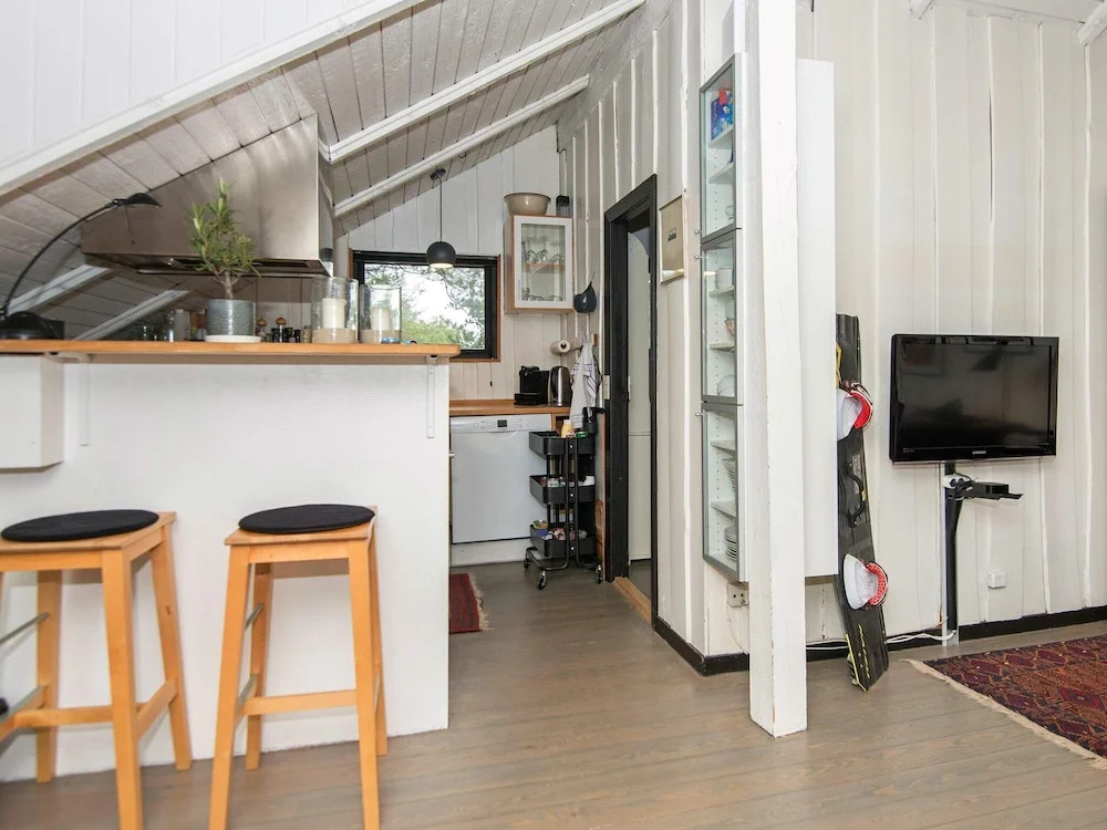 Tranquil Holiday Home in Henne With Barbeque