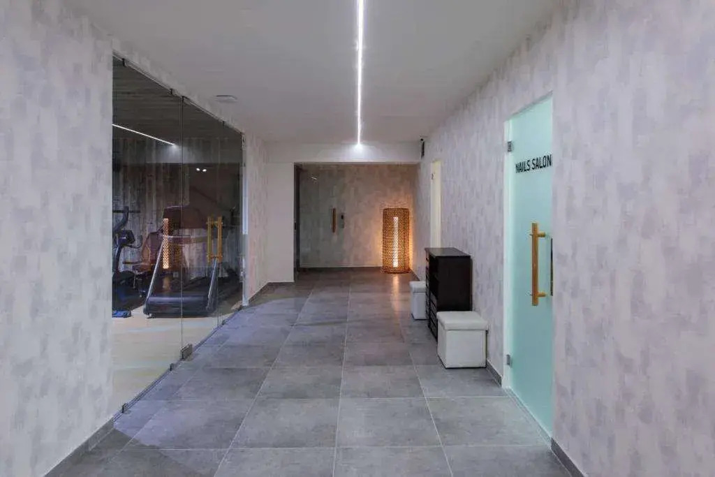Liana Beach Hotel & Spa