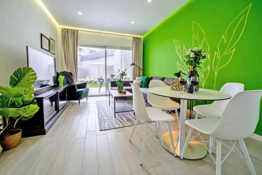 Ocean Garden Suite 11 con jardín privado