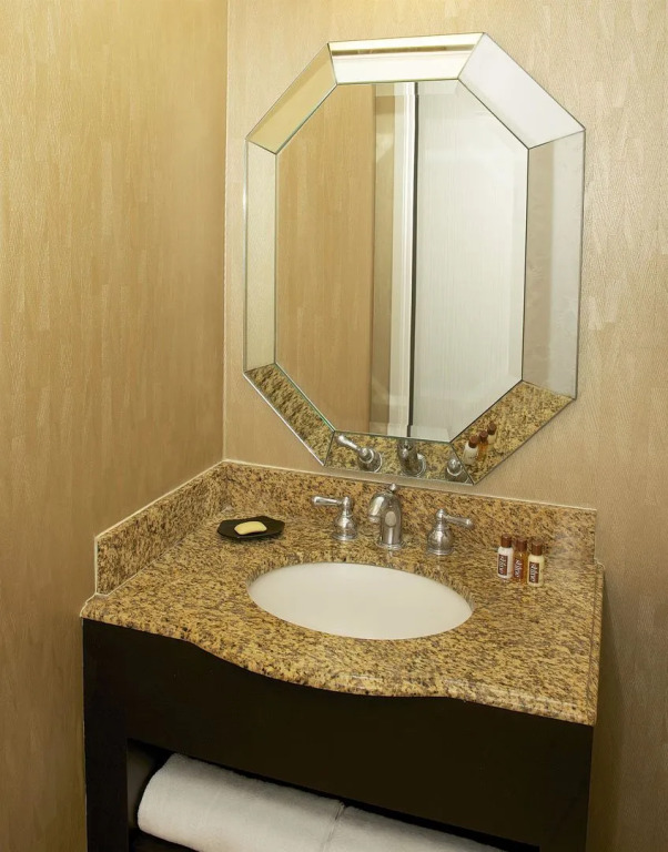 Sheraton Mission Valley San Diego Hotel