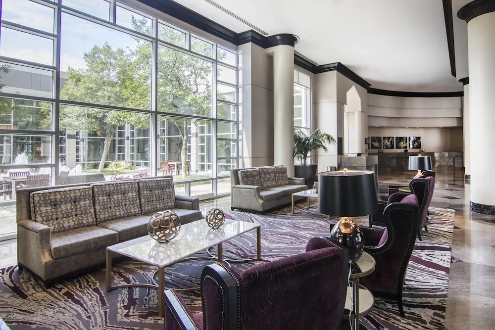 Renaissance Dallas North Hotel