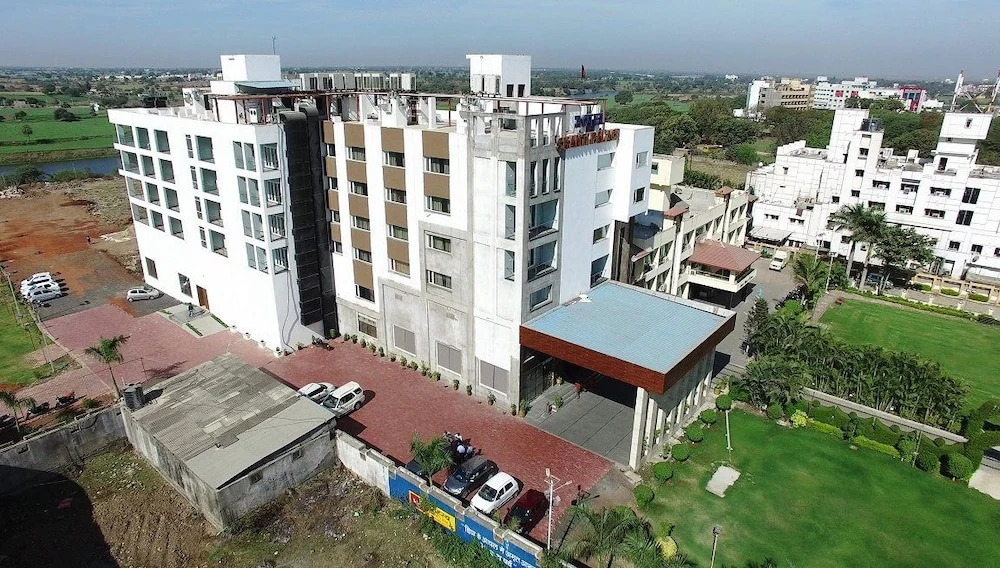 Shanti Clarks Inn Suites