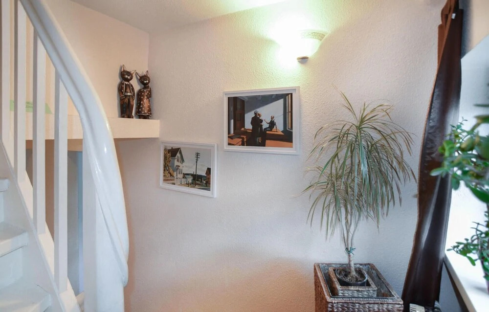 2 Bedroom Lovely Home In Berlin