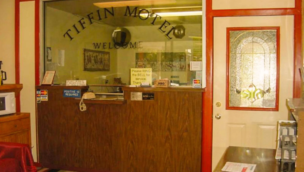 Tiffin Motel
