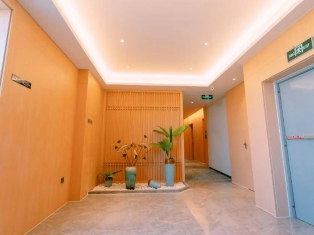 Qingmu Hotel