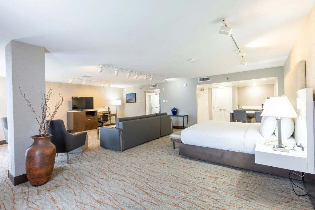 DoubleTree by Hilton Dallas/Richardson