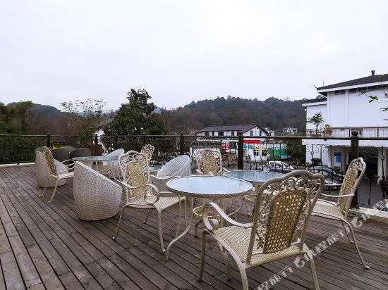 Pod Inn Strict Selection Hotel (Hangzhou Xihu Sudi Leifeng Pagoda)