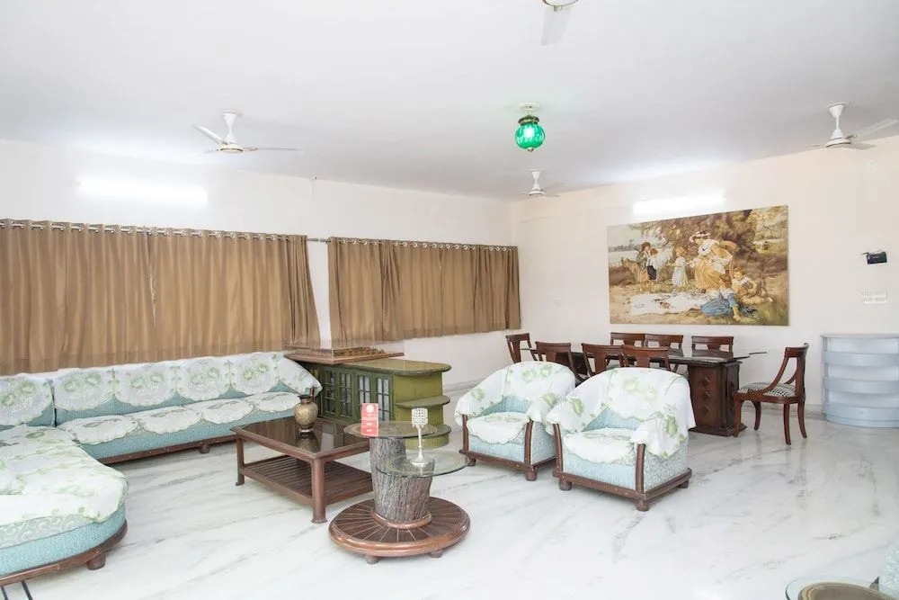 OYO 10778 Home Exotic Penthouse Hiran Magri