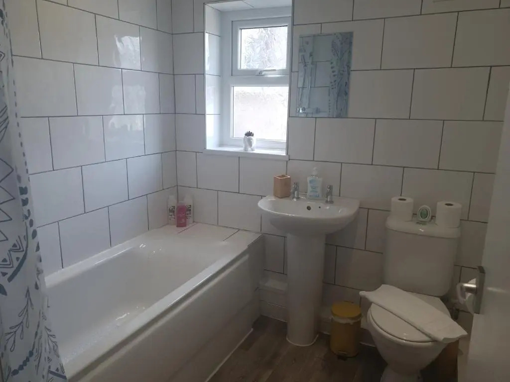 Cozy Crib - 1 Bed Studio