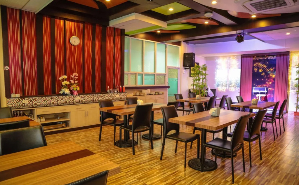B Brand Hotel