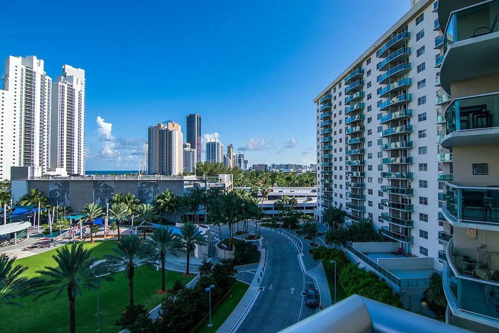 O. Reserve Premium Minium 1 Bedroom Condo
