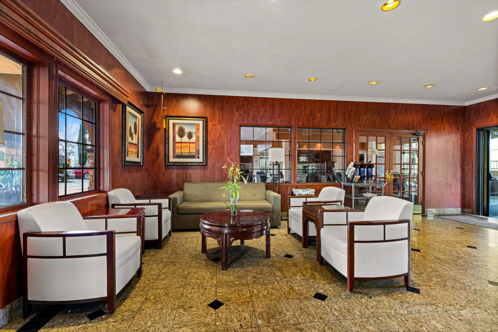 Best Western Moreno Hotel & Suites