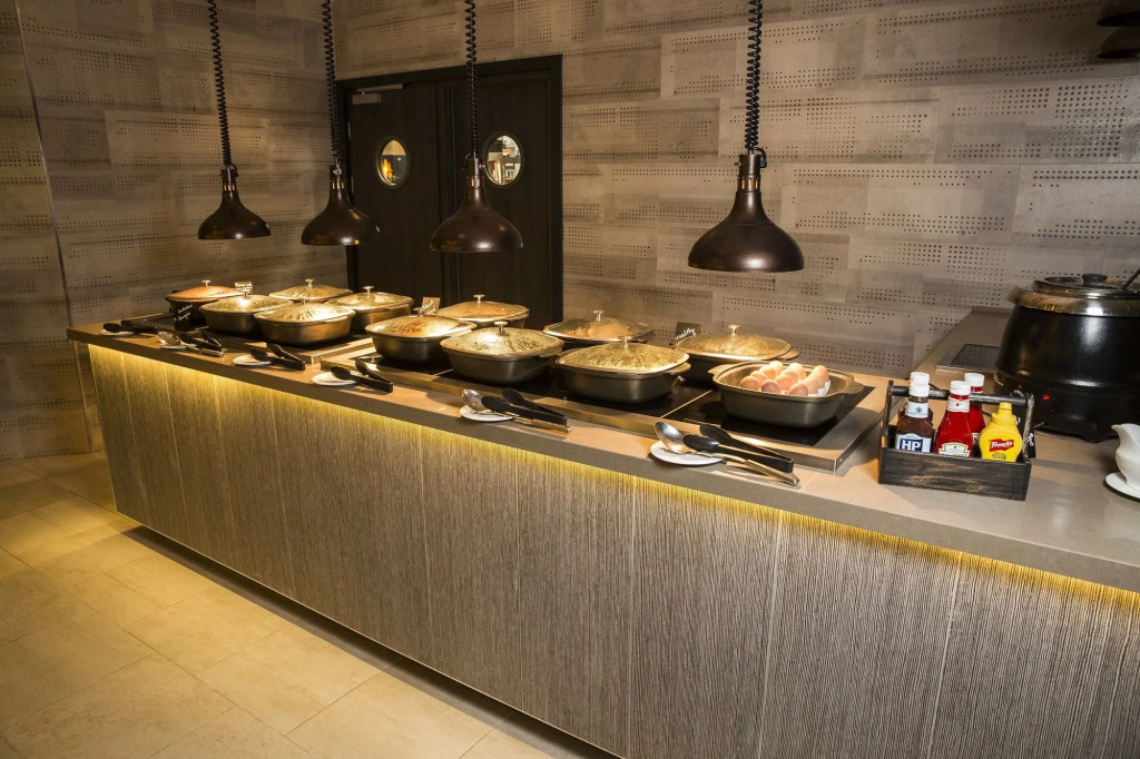 Crowne Plaza Basingstoke by IHG