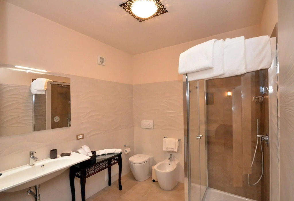RIAD Comfort Rooms
