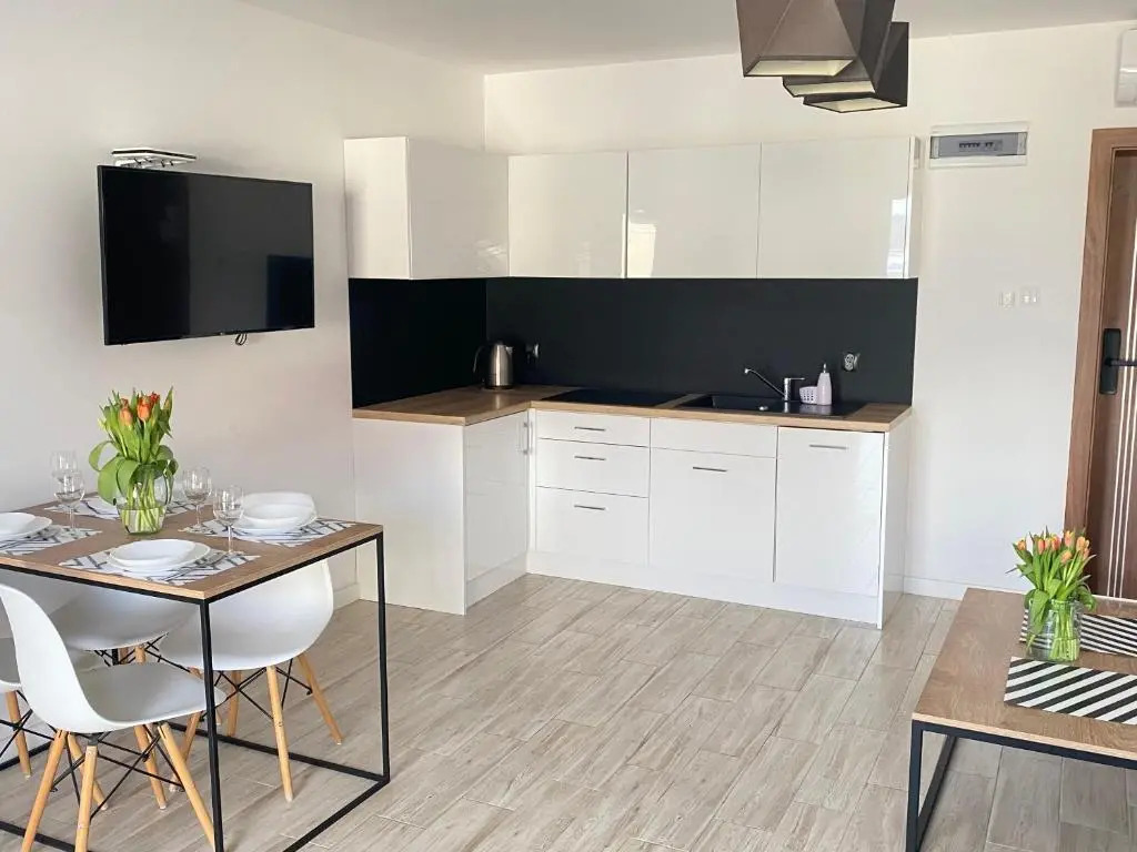 Apartamenty Bałtyckie - Grand Baltic - WIFI, Klimatyzacja, Sala Zabaw, Taras wypoczynkowy, centrum Ustki