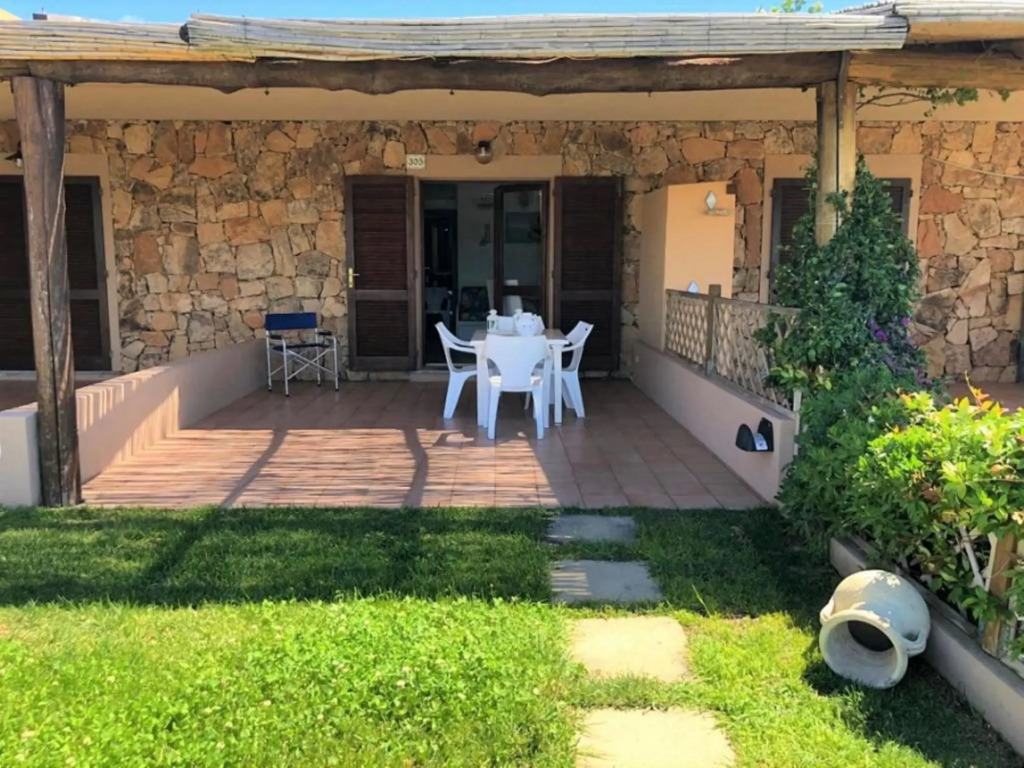 Apartment L305 – TWO ROOM APARTMENT WITH GARDEN AND SEASIDE VIEW.-L305 PORTO MANNU