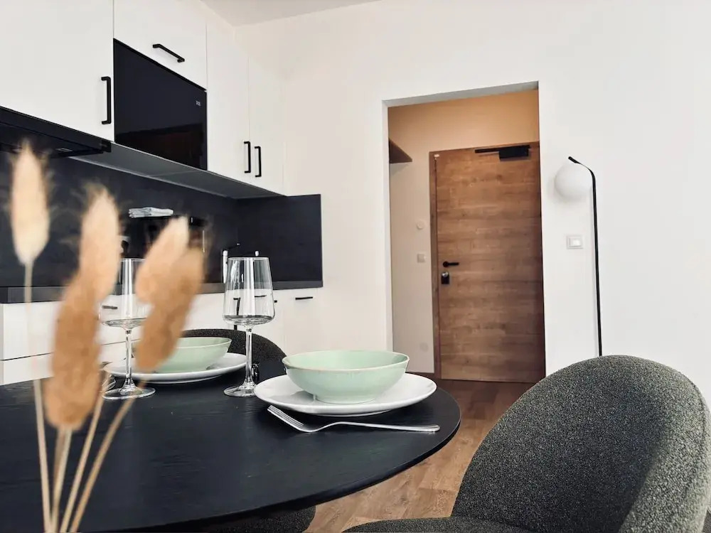 Levio Homes Sunny Alpine Apartments with Balconies