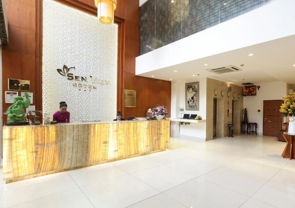 Viet Lotus Saigon Hotel