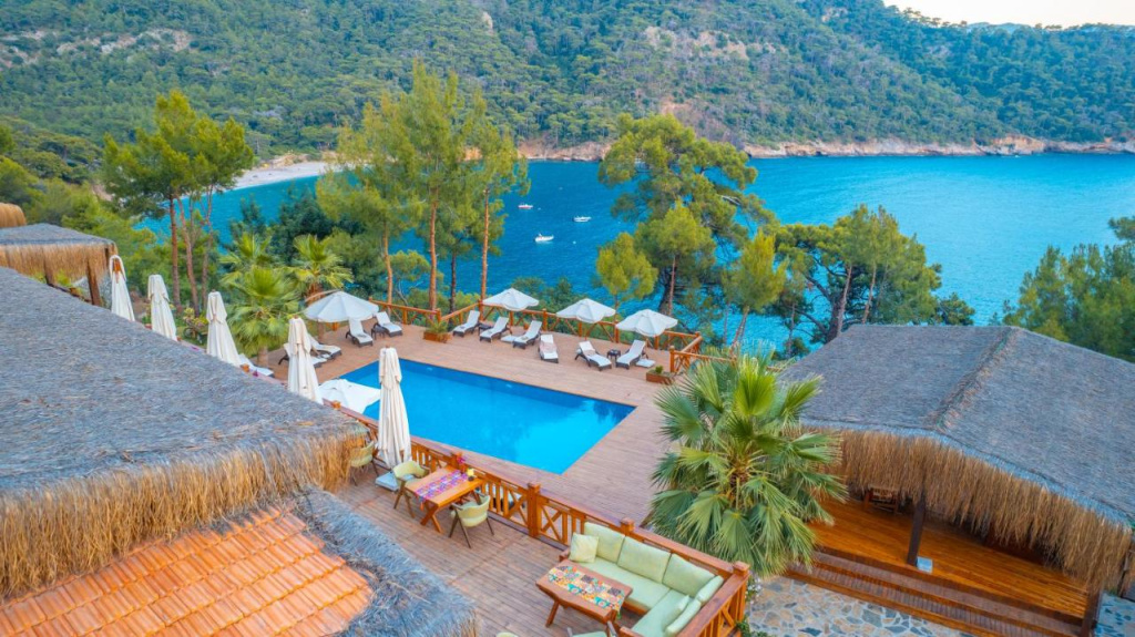 La Boheme Kabak Adults Only