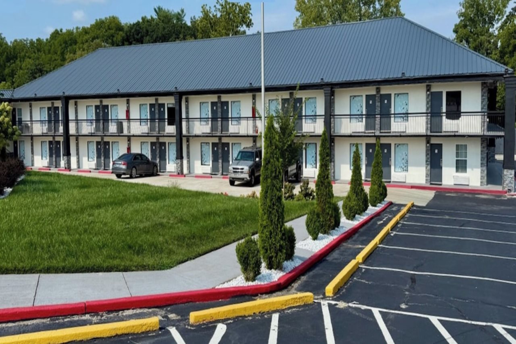 Lx Hotel, SureStay Collection by Best Western