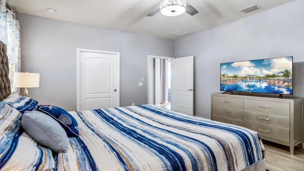 Lakeview Pool SPA Disney Themed Kids Rooms Game Room, Kissimmee