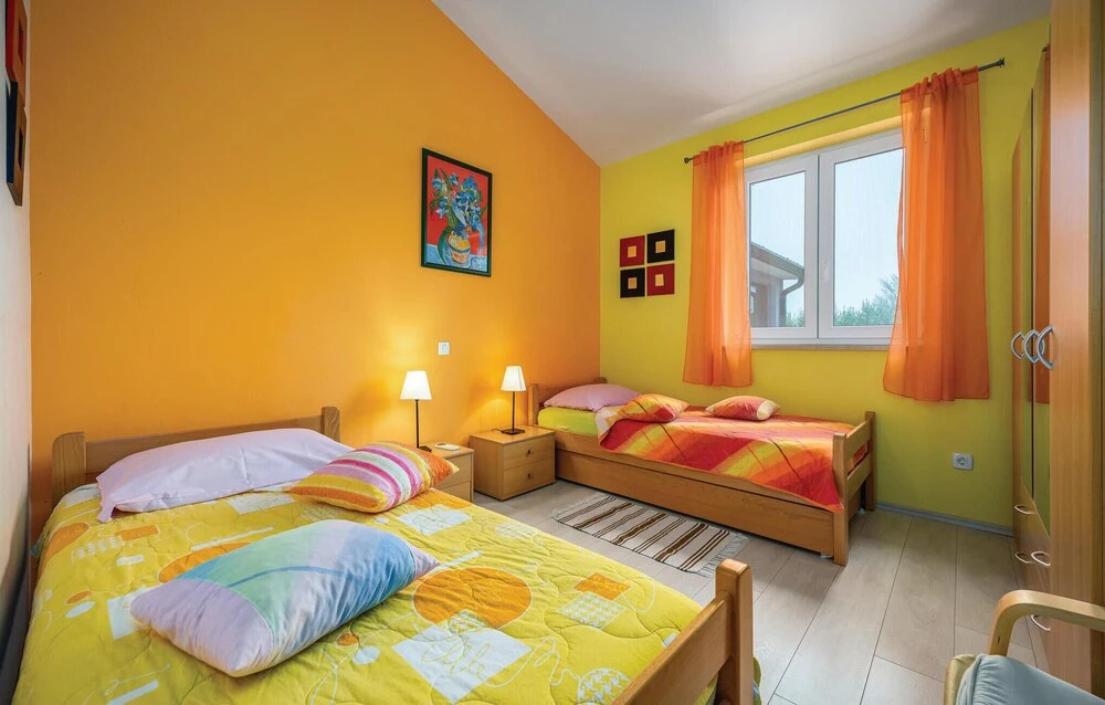 Adorable Holiday House Lilla-with pool-near Old Town Labin