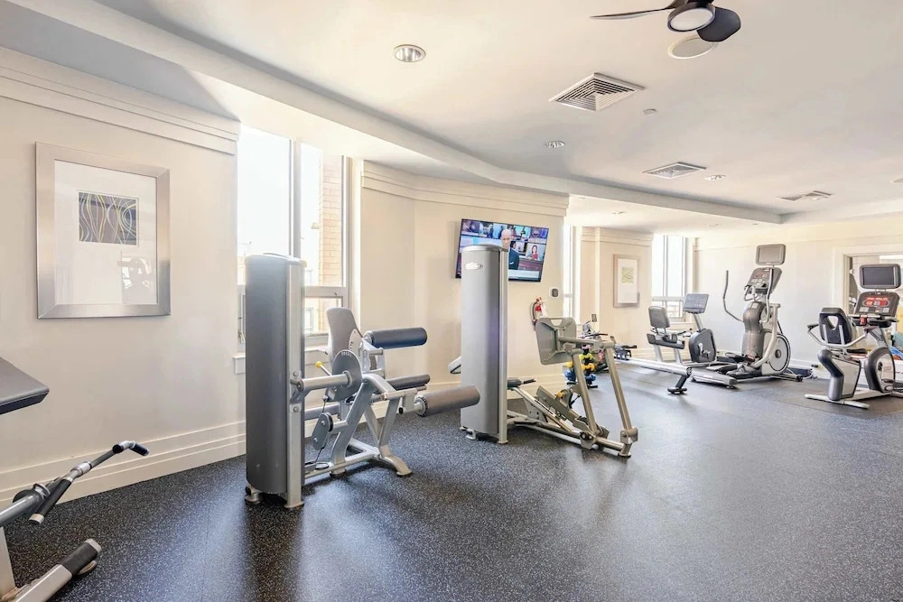 Downtown Silver Spring 2BR Skyline Balcony Suite Walkable to DC Metro Luxepad