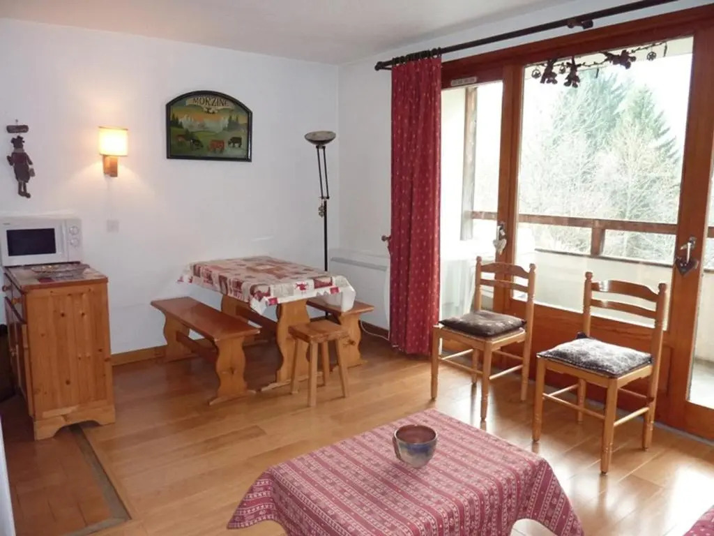 Appartement Saint-Jean-d'Aulps, 1 pièce, 4 personnes - FR-1-573-88