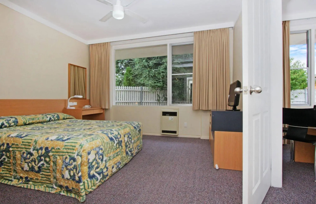 Redhill Cooma Motor Inn