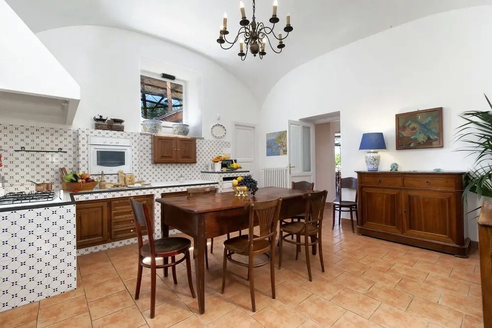 Antique Villa Lucia by Feeling Italy in Town Center with Pool Sea Views and Daily Housekeeping