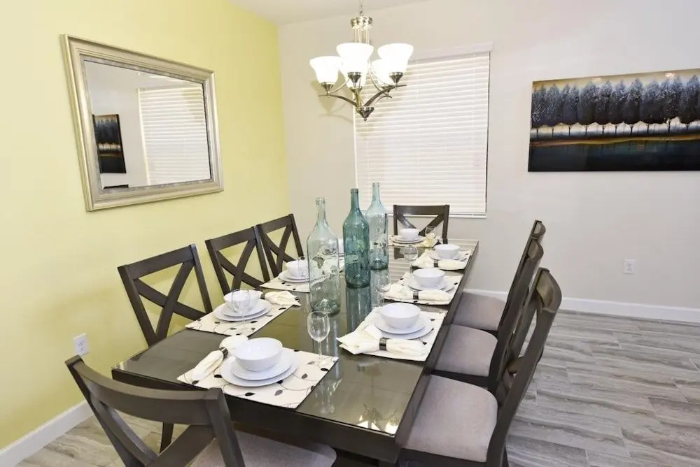 Spacious 5 Bed Pool Home With Game Room 5 Bedroom Home by RedAwning