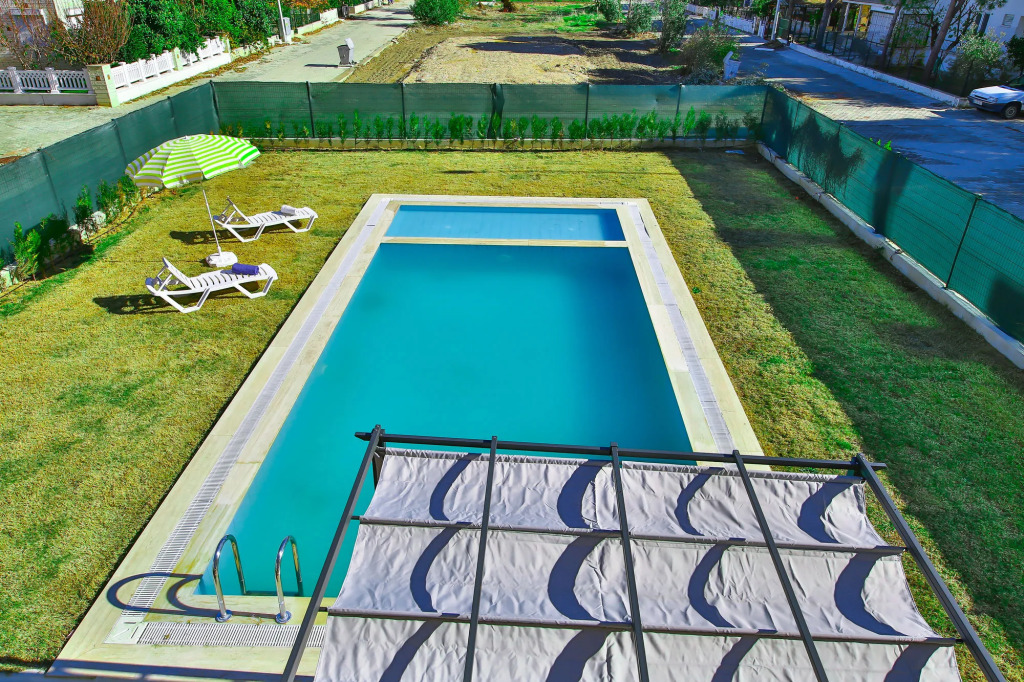EV Apartments