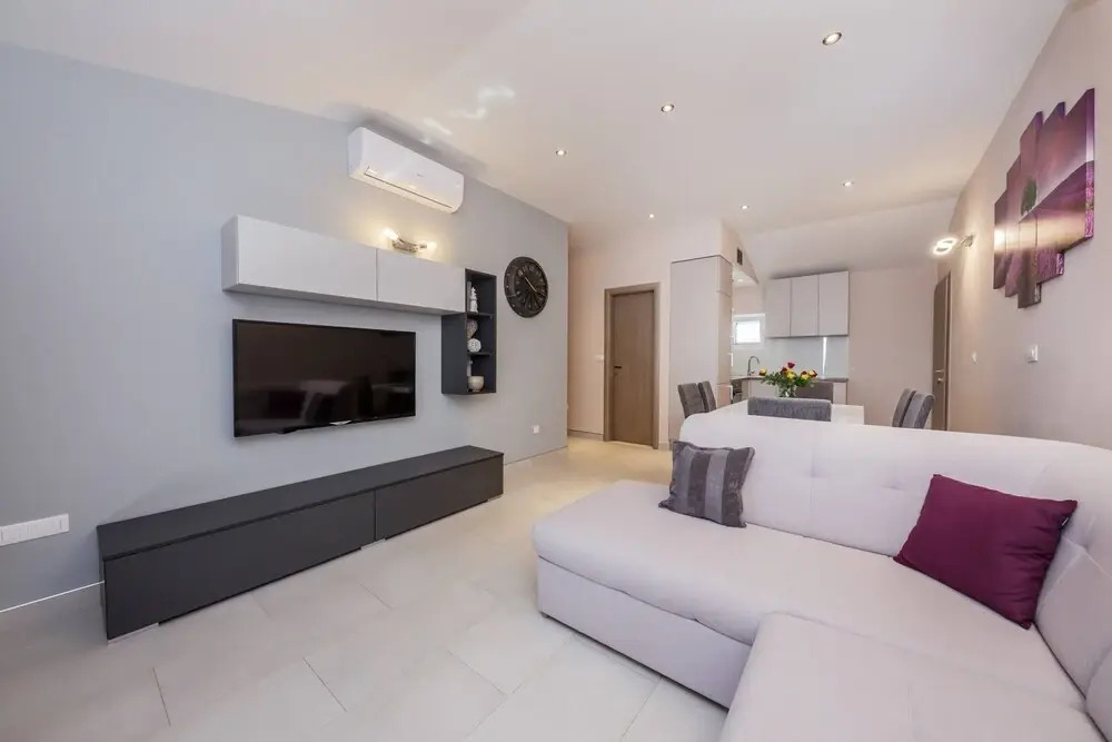 Two-bedroom Apartment Near Beach