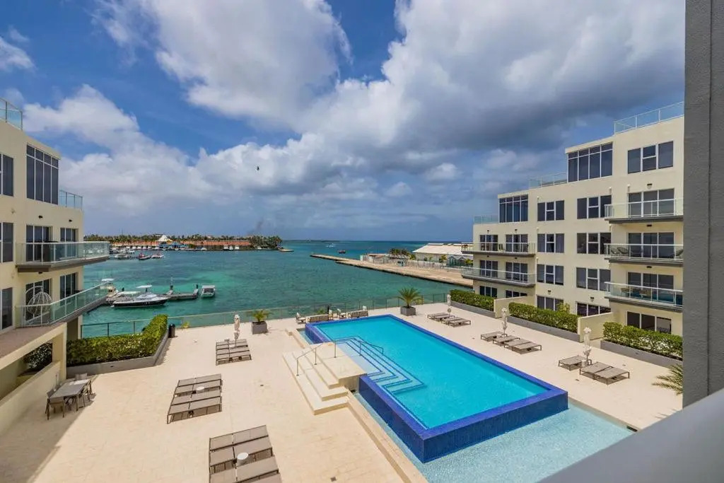 HH-2Bdr413 - NEW Modern Apartment in Oceanfront Luxury Condo in Aruba!