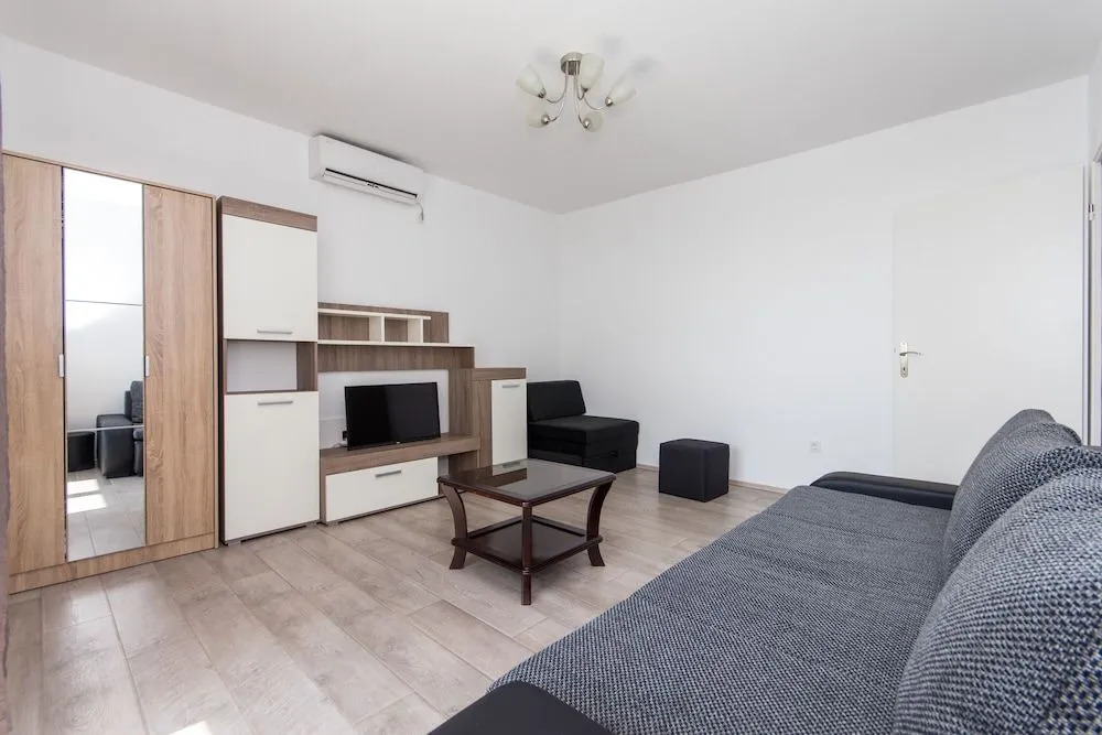 Canuck Apartment