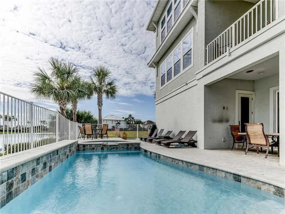 Atlantis, 11 Bedrooms, Sleeps 16, Cinnamon Beach, Private Pool, Elevator