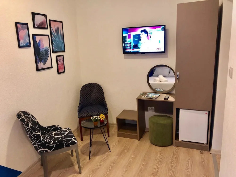 Teodori Suites