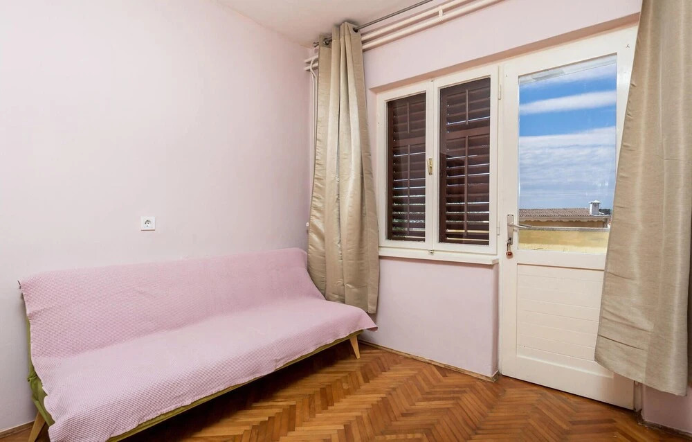 Nice Apartment in Barbat na Rabu With Wifi and 1 Bedrooms